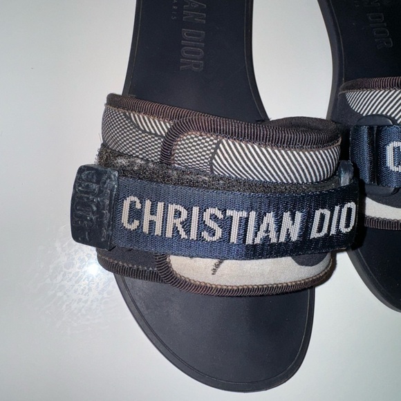 Dior evolution slide - Picture 6 of 7